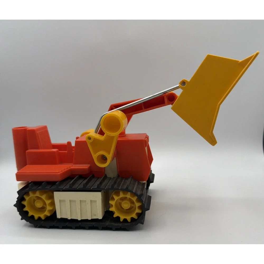 Vintage 1979 Fisher-Price 11